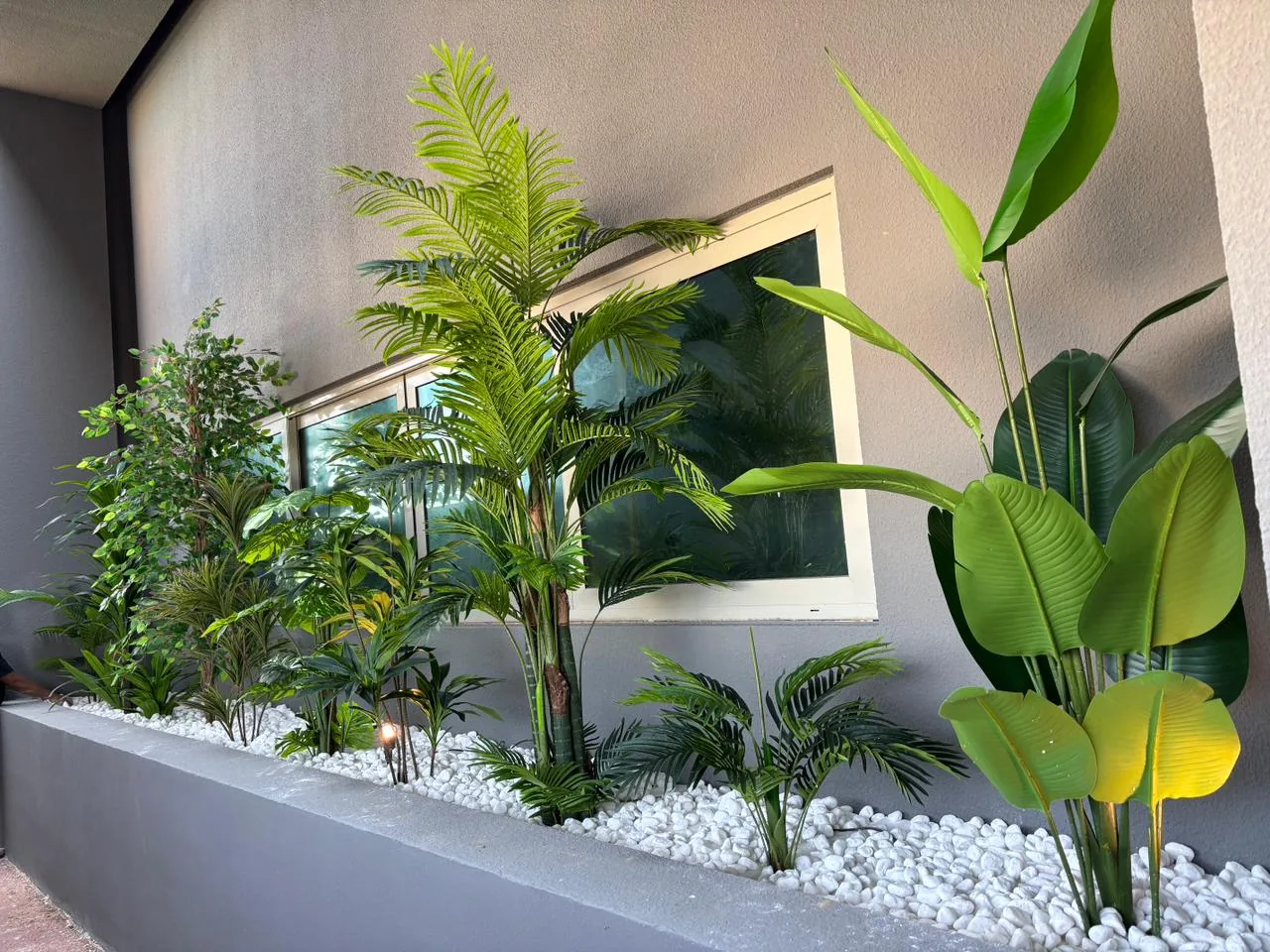 Artificial Plant Installation Dubai — Professional Fitting